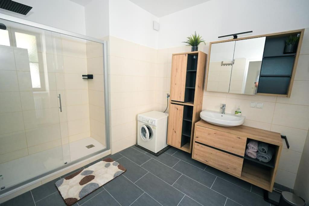 Apartament Perfect Near @ City-center *